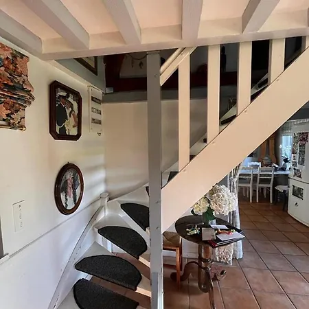 Дом отдыха Jolie Maison Normande Au Calme